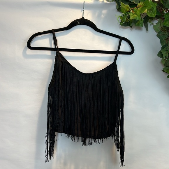 Love J Fringed Blaxk Crop Top 💕 - Picture 4 of 6